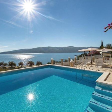 Apartments Rose - 30 M From The Beach Сегет Враница Екстериор снимка