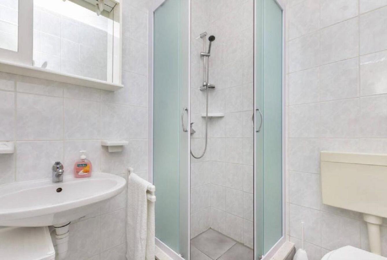 Apartments Rose - 30 M From The Beach Сегет Враница Екстериор снимка