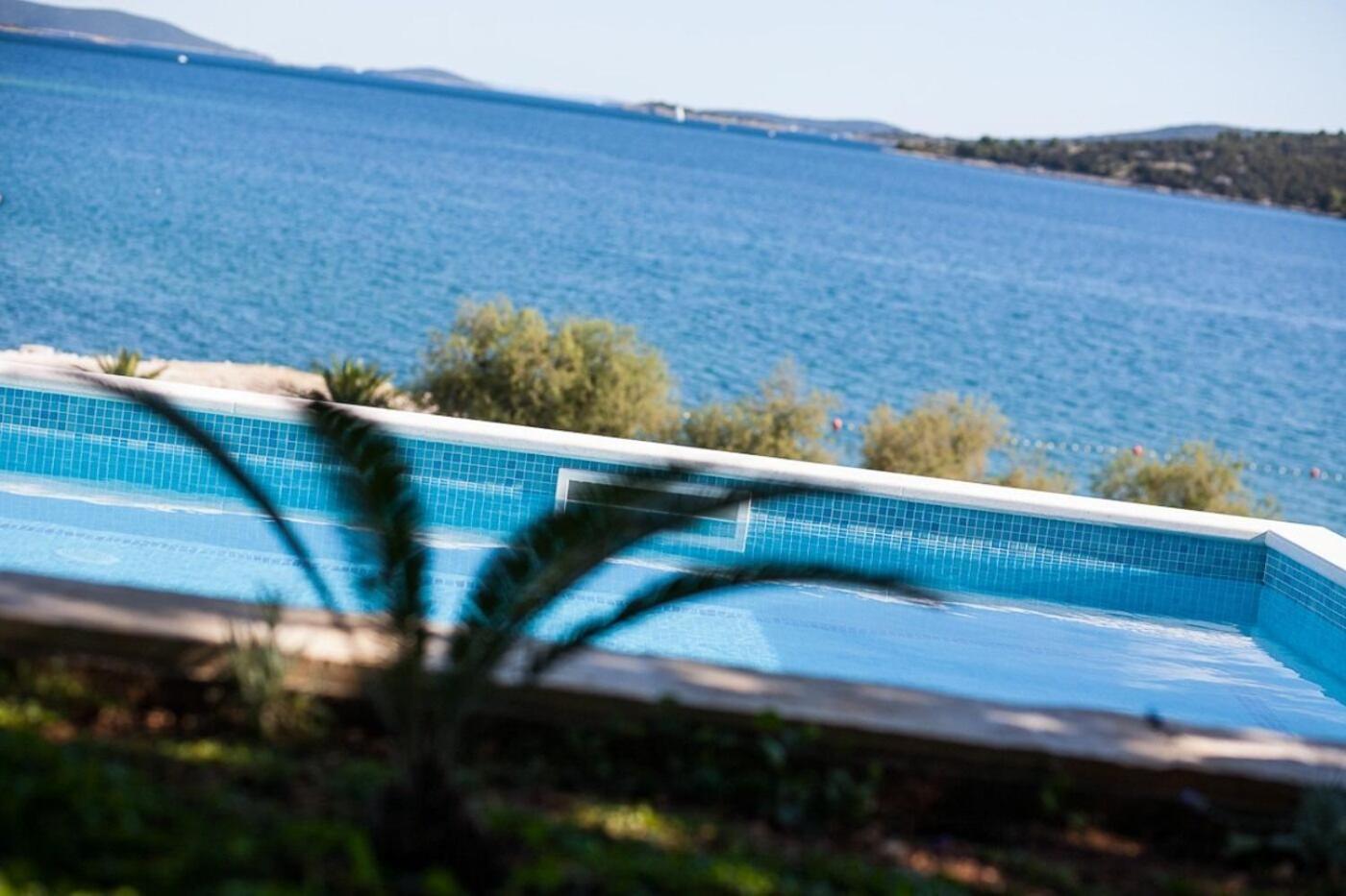 Apartments Rose - 30 M From The Beach Сегет Враница Екстериор снимка