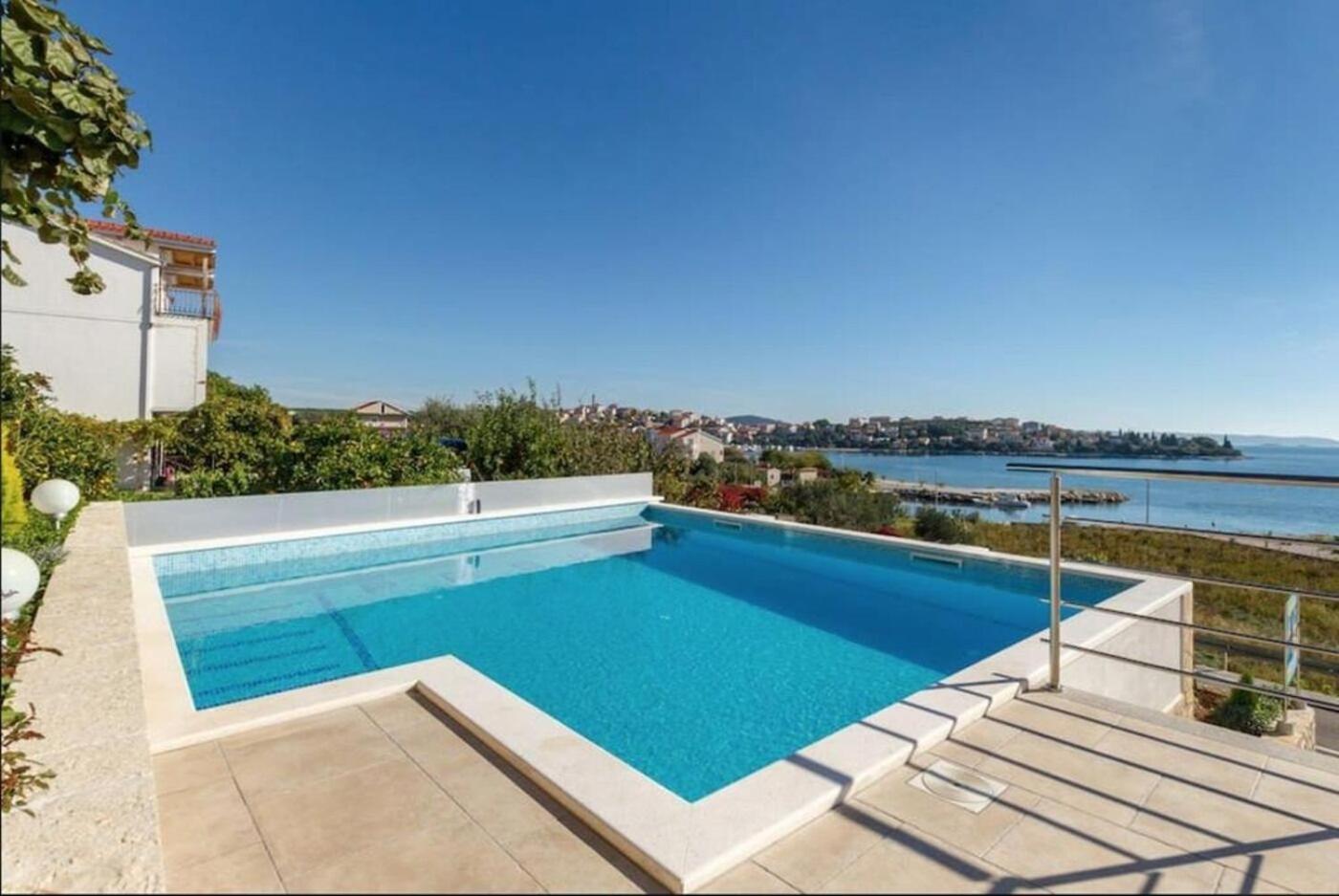 Apartments Rose - 30 M From The Beach Сегет Враница Екстериор снимка