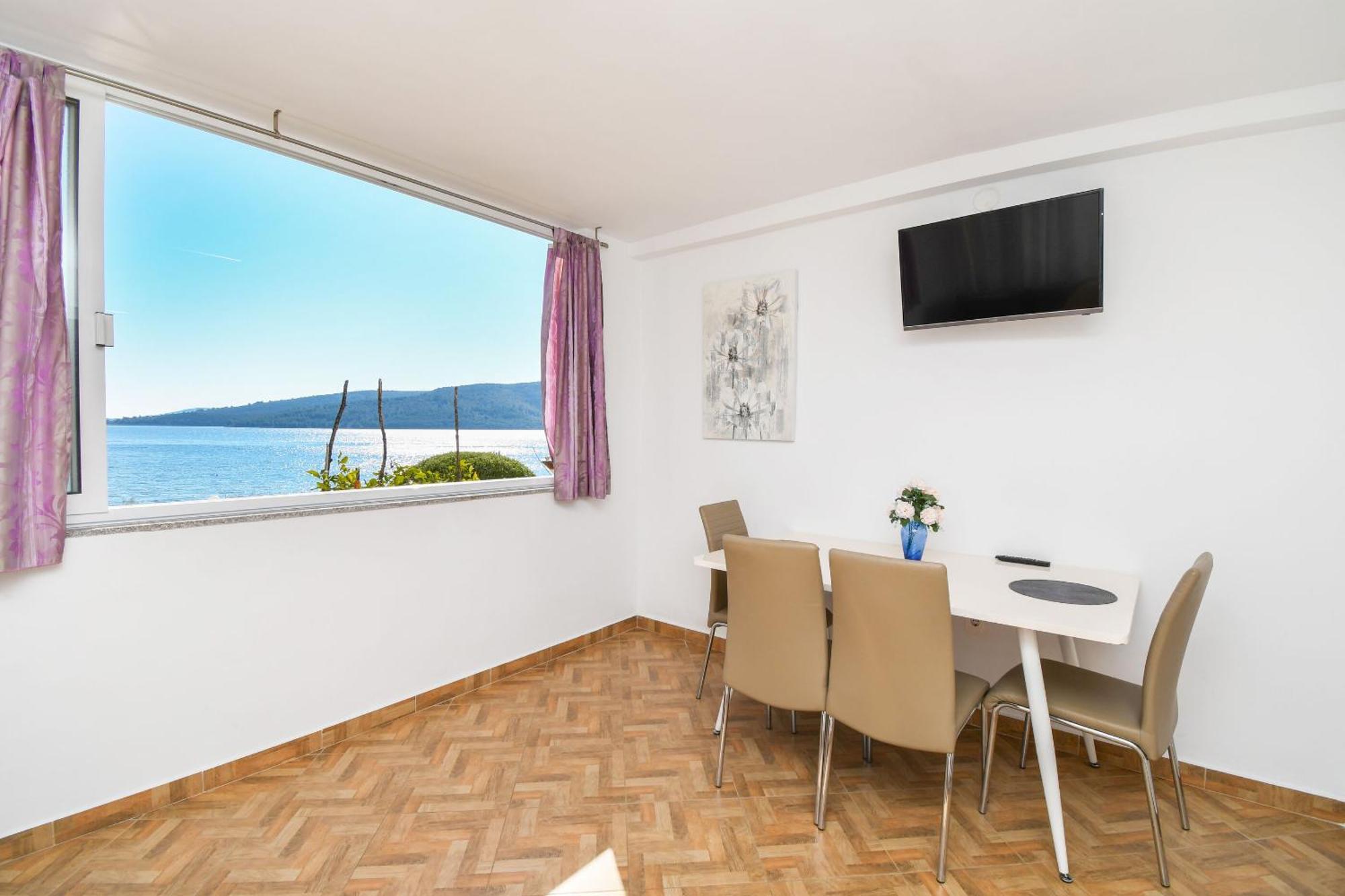 Apartments Rose - 30 M From The Beach Сегет Враница Екстериор снимка