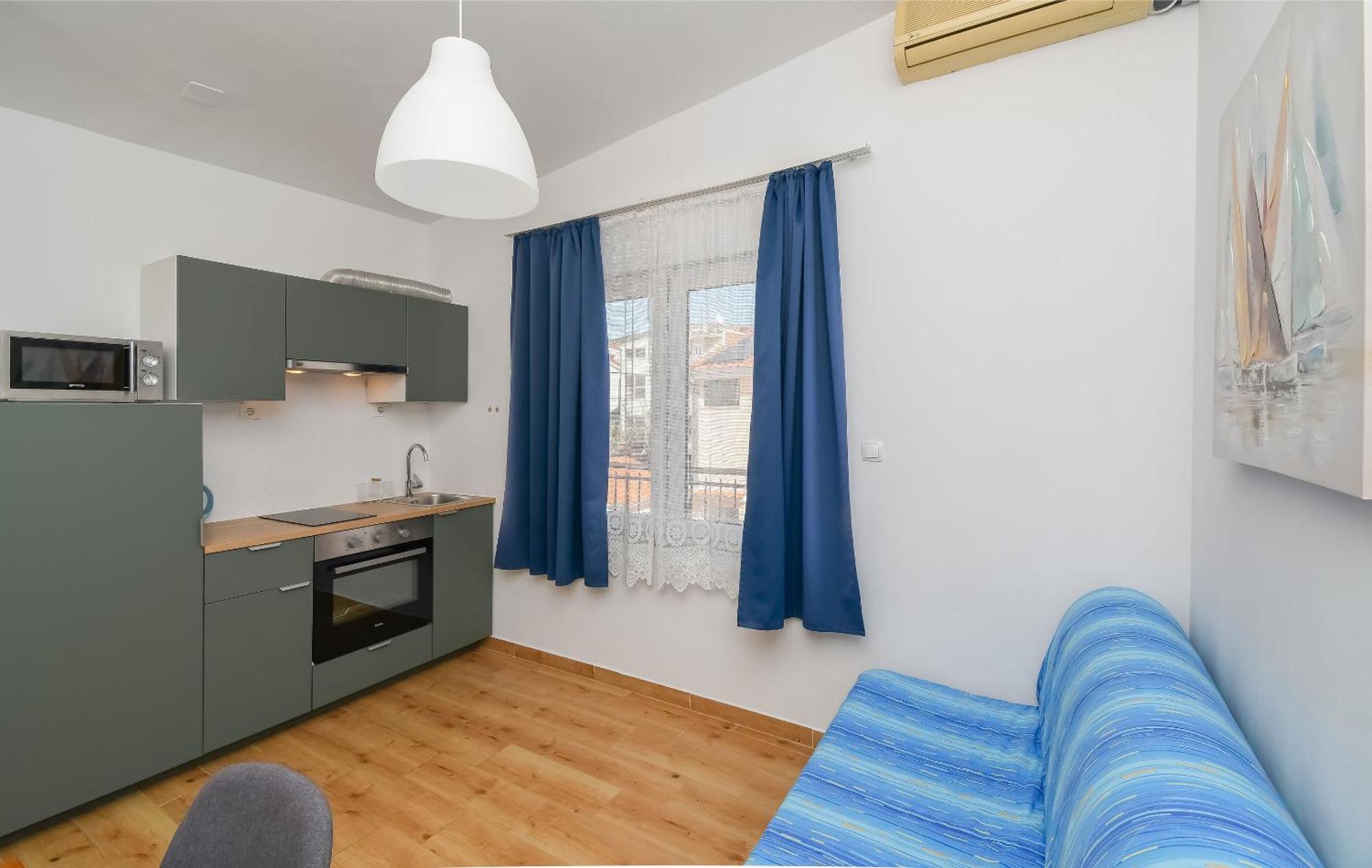 Apartments Rose - 30 M From The Beach Сегет Враница Екстериор снимка