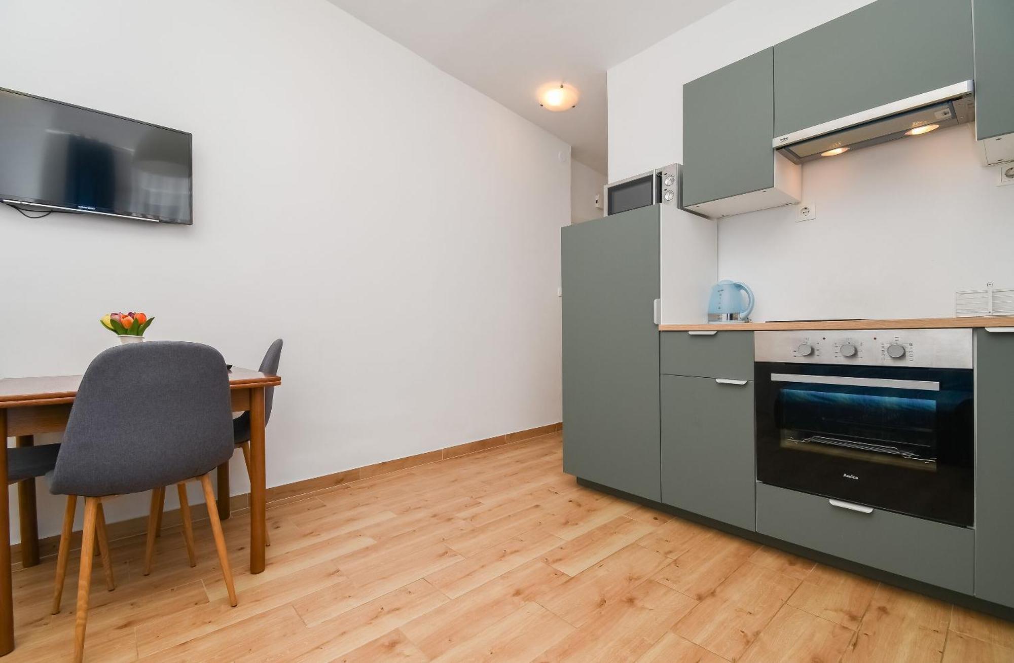 Apartments Rose - 30 M From The Beach Сегет Враница Екстериор снимка